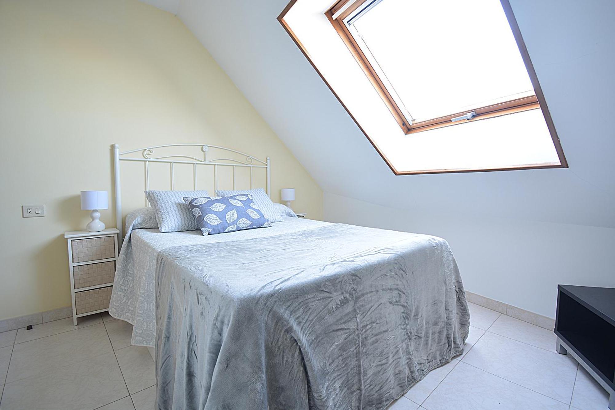 Apartamento Con Terraza Frente Al Mar En O Grove Buitenkant foto