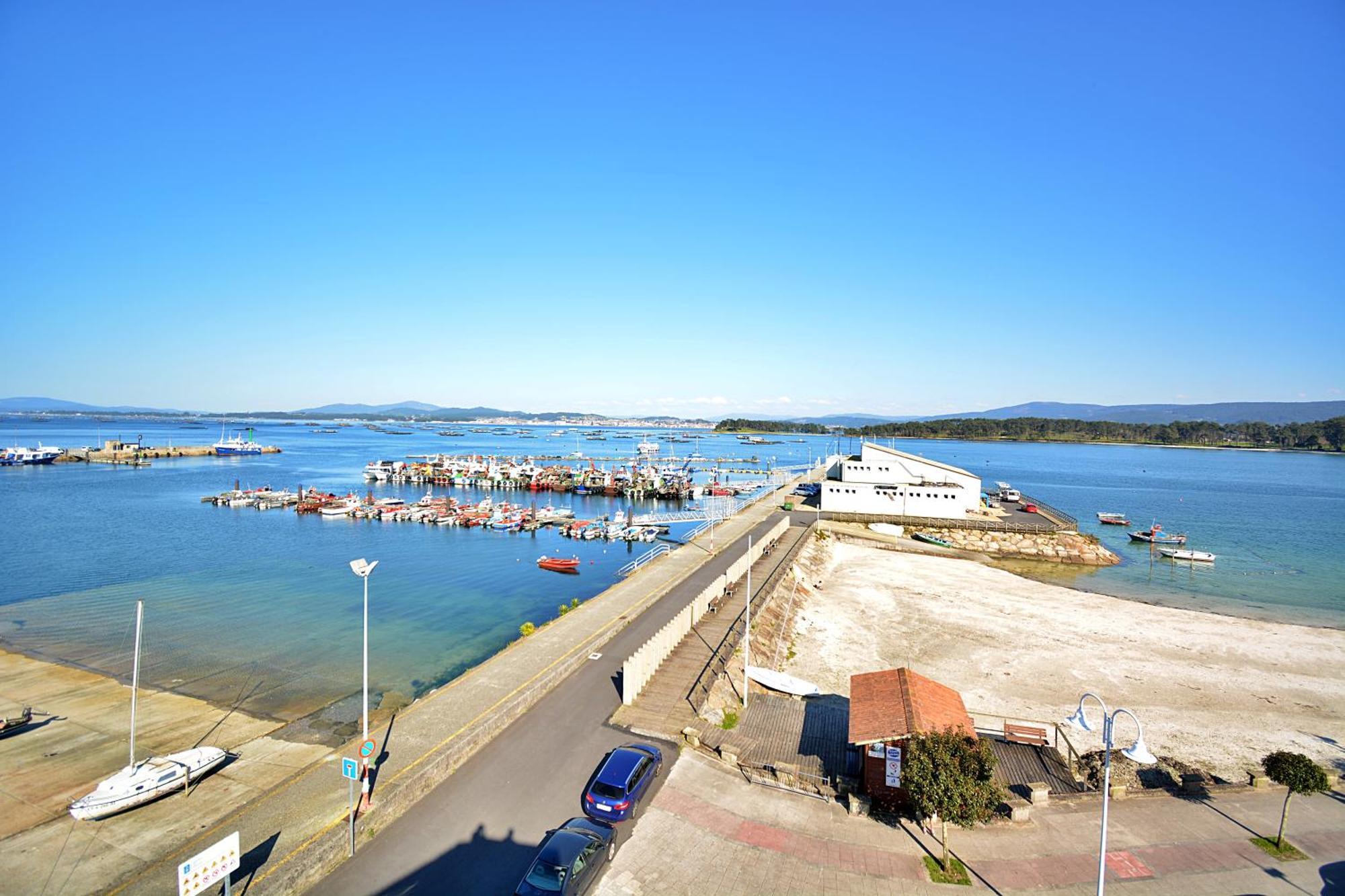 Apartamento Con Terraza Frente Al Mar En O Grove Buitenkant foto
